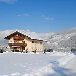 Familien-bauernhof Neumoar Apartamento Sankt Johann im Pongau