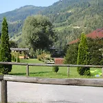 Familien-bauernhof Neumoar 公寓 *