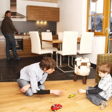 Apartament Familien-bauernhof Neumoar *